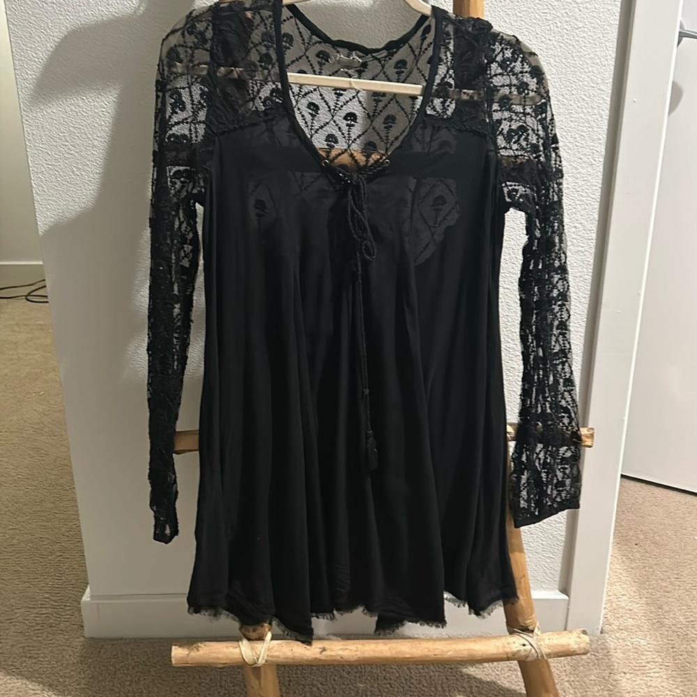 Black mini long sleeve dress